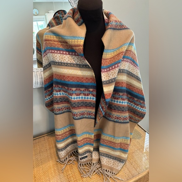 V. Fraas Cashmink Scarf / shawl gorgeous print new without tags! - Picture 5 of 6